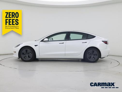 White 2022 Tesla Model 3