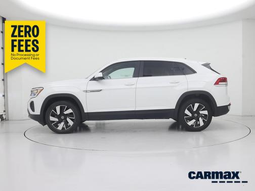 White 2024 Volkswagen Atlas Cross Sport SE w/Tech