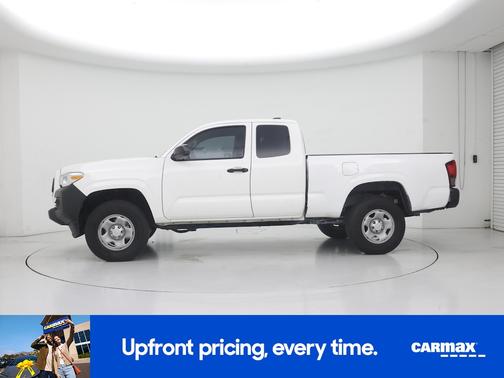 White 2023 Toyota Tacoma SR5