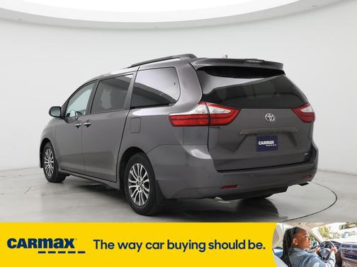 2019 Toyota Sienna XLE Premium