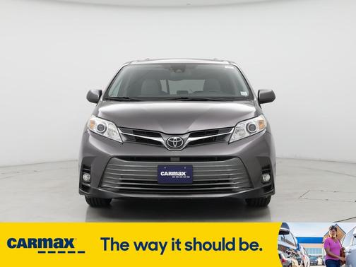 2019 Toyota Sienna XLE Premium