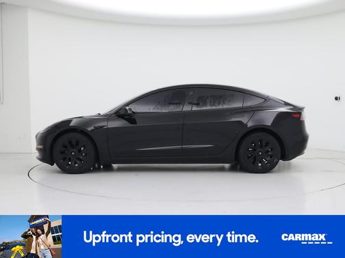 Black 2023 Tesla Model 3