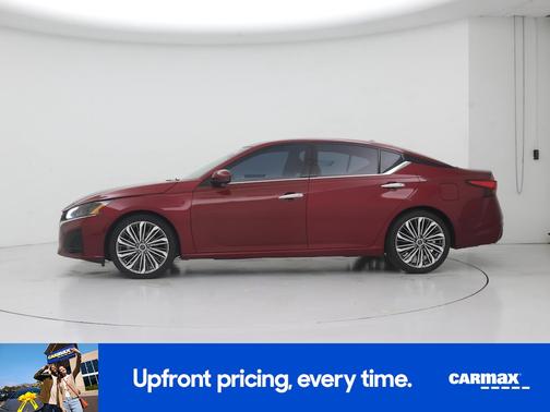 Red 2023 Nissan Altima SL