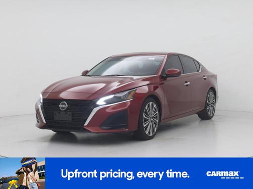 Red 2023 Nissan Altima SL