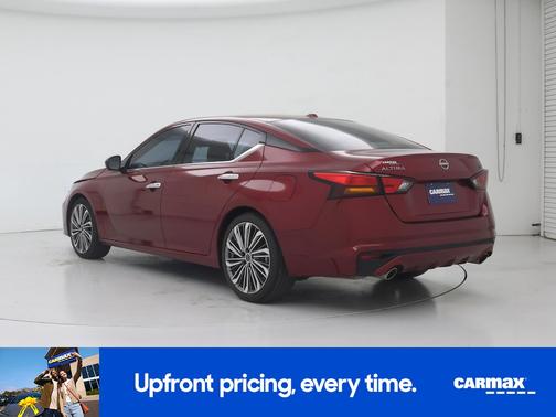 Red 2023 Nissan Altima SL