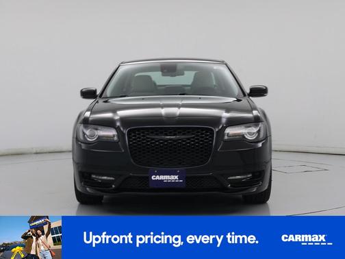 2022 Chrysler 300 Touring L