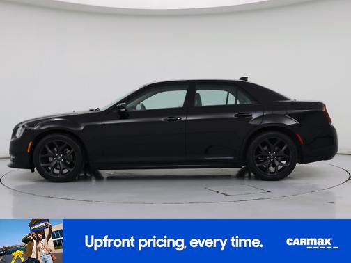 2022 Chrysler 300 Touring L