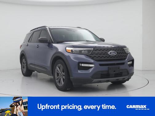 Blue 2021 Ford Explorer XLT