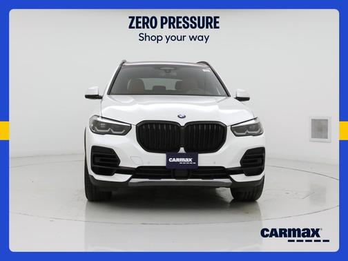 White 2022 BMW X5 sDrive40i