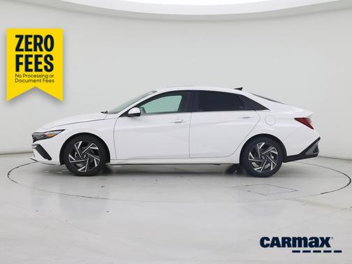 White 2024 Hyundai ELANTRA SEL