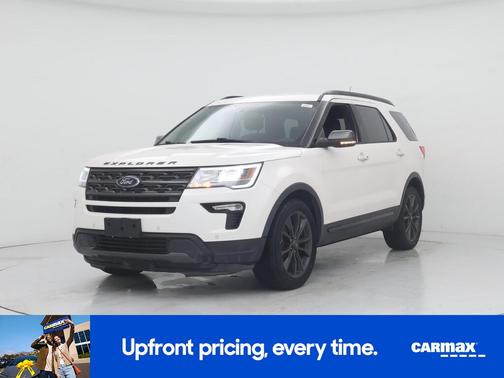 White 2018 Ford Explorer XLT