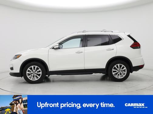 White 2017 Nissan Rogue SV