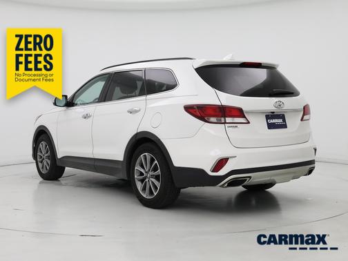 White 2019 Hyundai Santa Fe XL SE