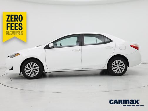 White 2018 Toyota Corolla LE