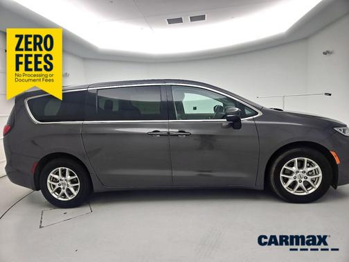 Gray 2023 Chrysler Pacifica Touring L