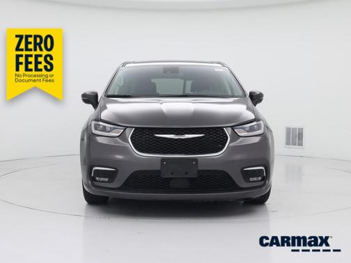 Gray 2023 Chrysler Pacifica Touring L