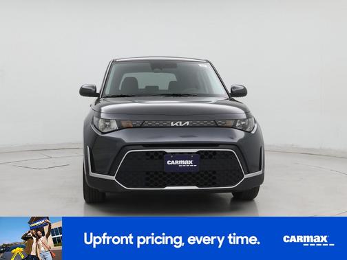 Gray 2025 Kia Soul LX