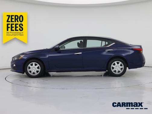 Blue 2022 Nissan Altima S