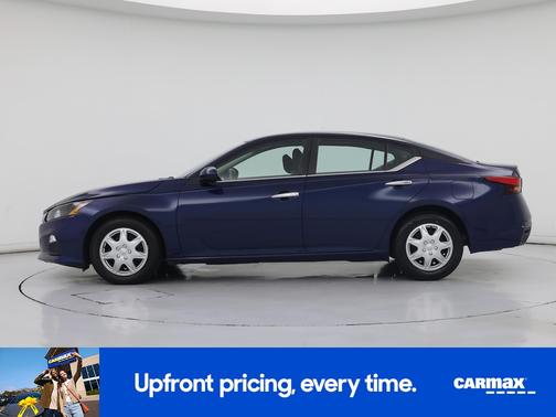 Blue 2022 Nissan Altima S