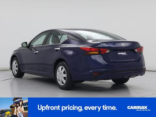 Blue 2022 Nissan Altima S