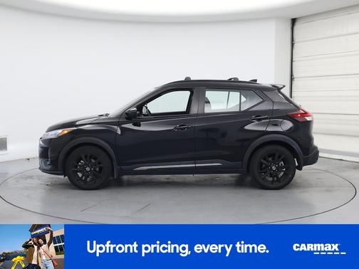 2021 Nissan Kicks SR