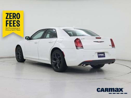White 2022 Chrysler 300 S