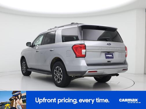 Silver 2024 Ford Expedition XLT