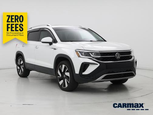 White 2024 Volkswagen Taos SEL