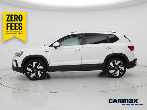 White 2024 Volkswagen Taos SEL