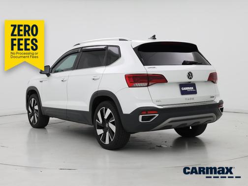 White 2024 Volkswagen Taos SEL
