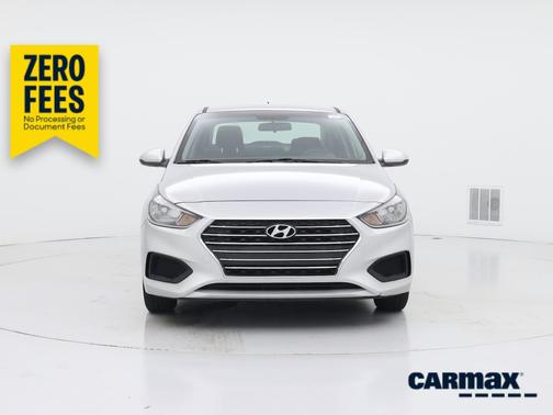 Gray 2022 Hyundai Accent SE