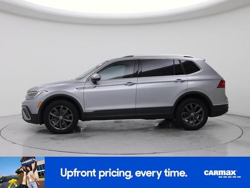 Silver 2024 Volkswagen Tiguan SE