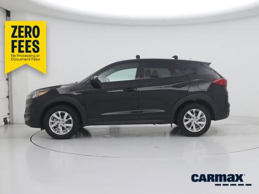 Black 2021 Hyundai TUCSON SE