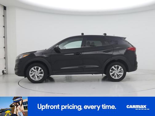Black 2021 Hyundai TUCSON SE