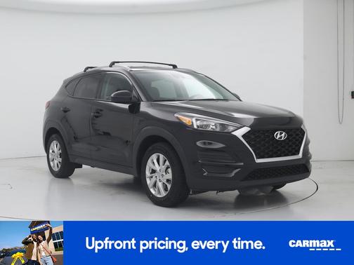 Black 2021 Hyundai TUCSON SE