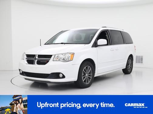 White 2017 Dodge Grand Caravan SXT