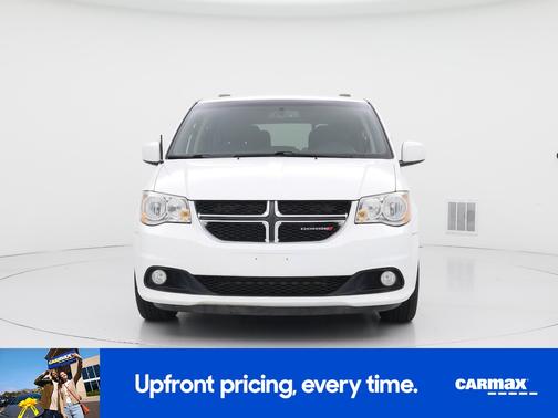 White 2017 Dodge Grand Caravan SXT