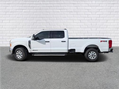 2023 Ford F-350 XLT