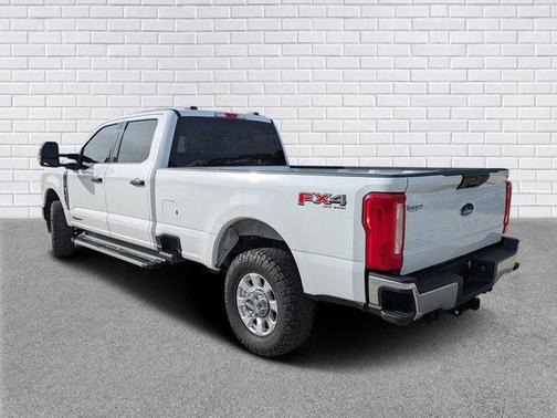 2023 Ford F-350 XLT