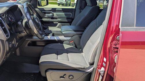 Delmonico Red Pearlcoat 2022 RAM 1500 Big Horn/Lone Star