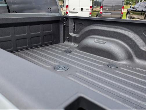 Ceramic Gray Clearcoat 2026 RAM 2500 Big Horn Crew Cab 4x4 6'4' Box