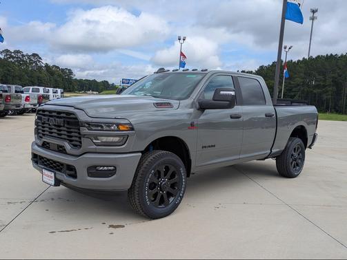 Ceramic Gray Clearcoat 2026 RAM 2500 Big Horn Crew Cab 4x4 6'4' Box
