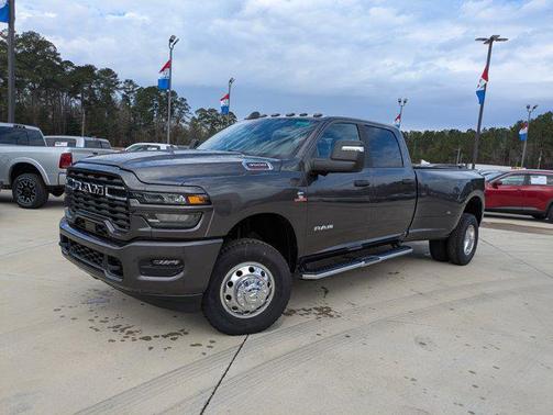 2026 RAM 3500 Big Horn Crew Cab 4x4 8' Box