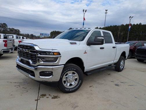 2026 RAM 2500 Tradesman Crew Cab 4x4 6'4' Box