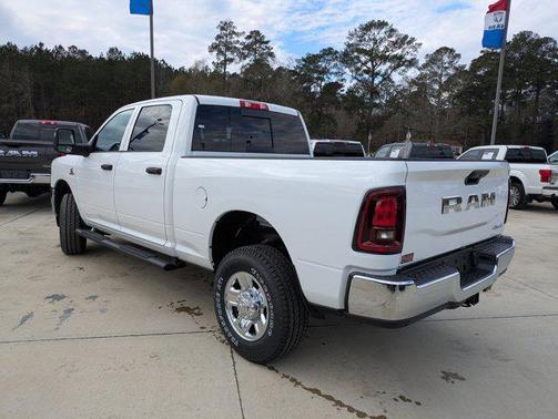 2026 RAM 2500 Tradesman Crew Cab 4x4 6'4' Box