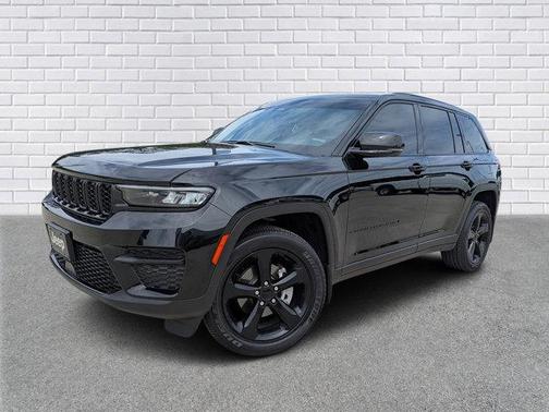 2024 Jeep Grand Cherokee Altitude