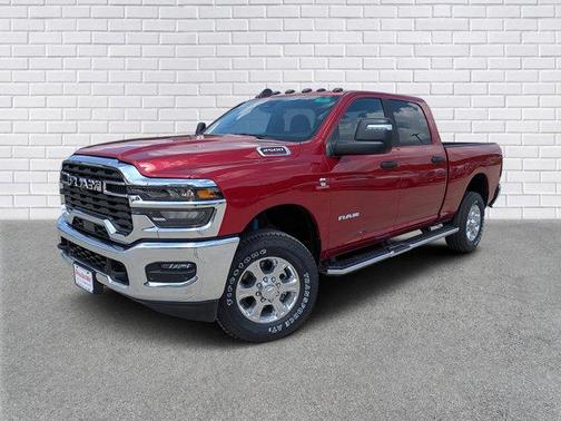 2025 RAM 2500 Big Horn Crew Cab 4x4 6'4' Box