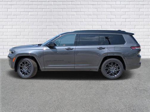 baltic gray metallic clearcoat 2026 Jeep Grand Cherokee L Summit