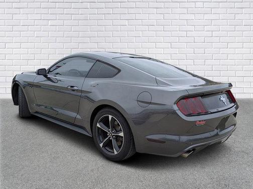 2017 Ford Mustang V6