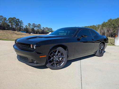 2021 Dodge Challenger SXT